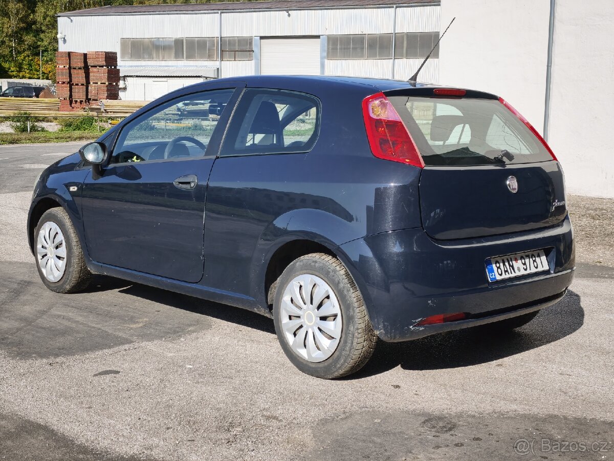 Fiat Grande Punto 1.2 benzín 2009 - 7