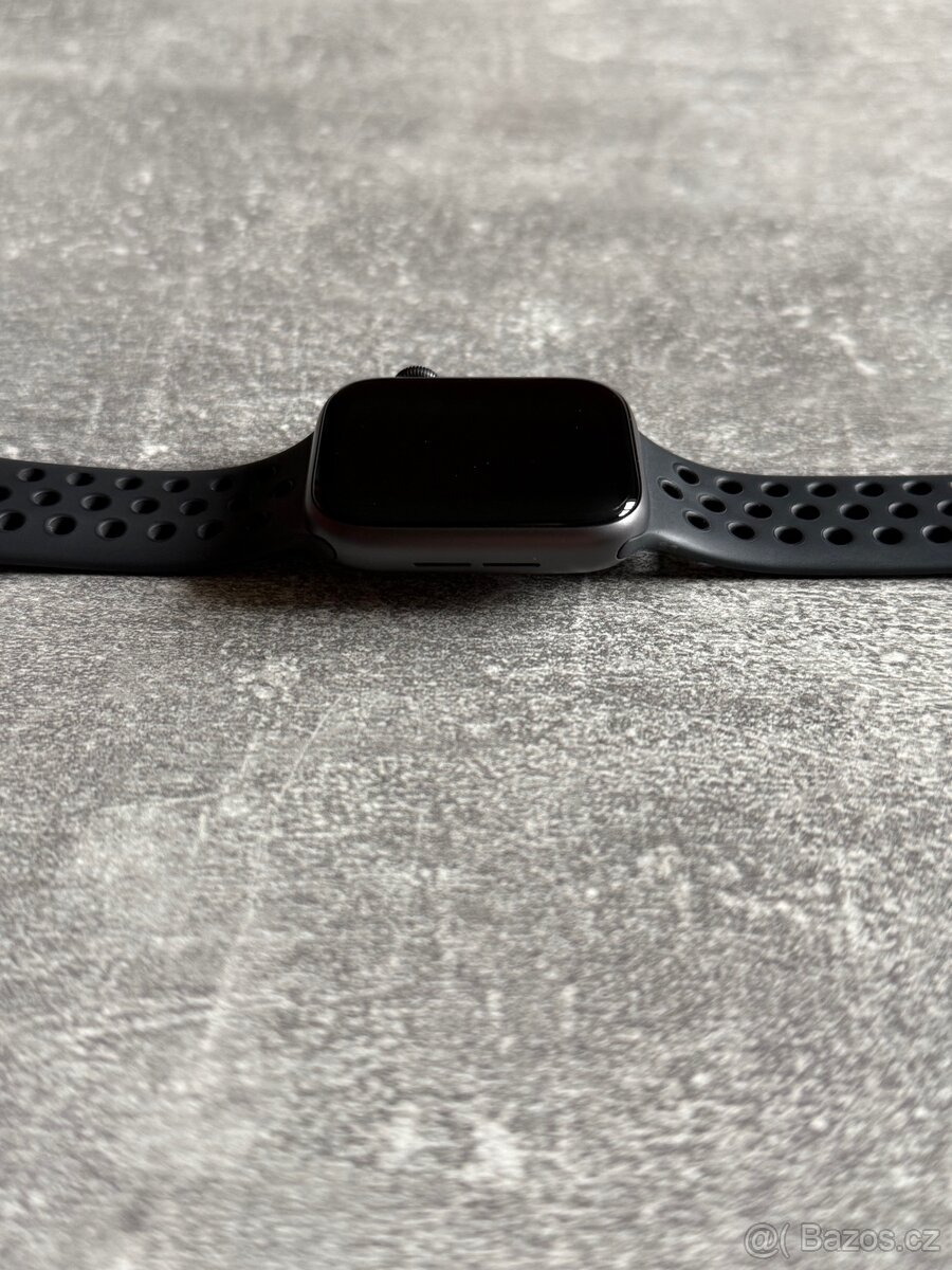 Apple Watch SERIES 6 44 mm Space Gray Aluminium Case - 7