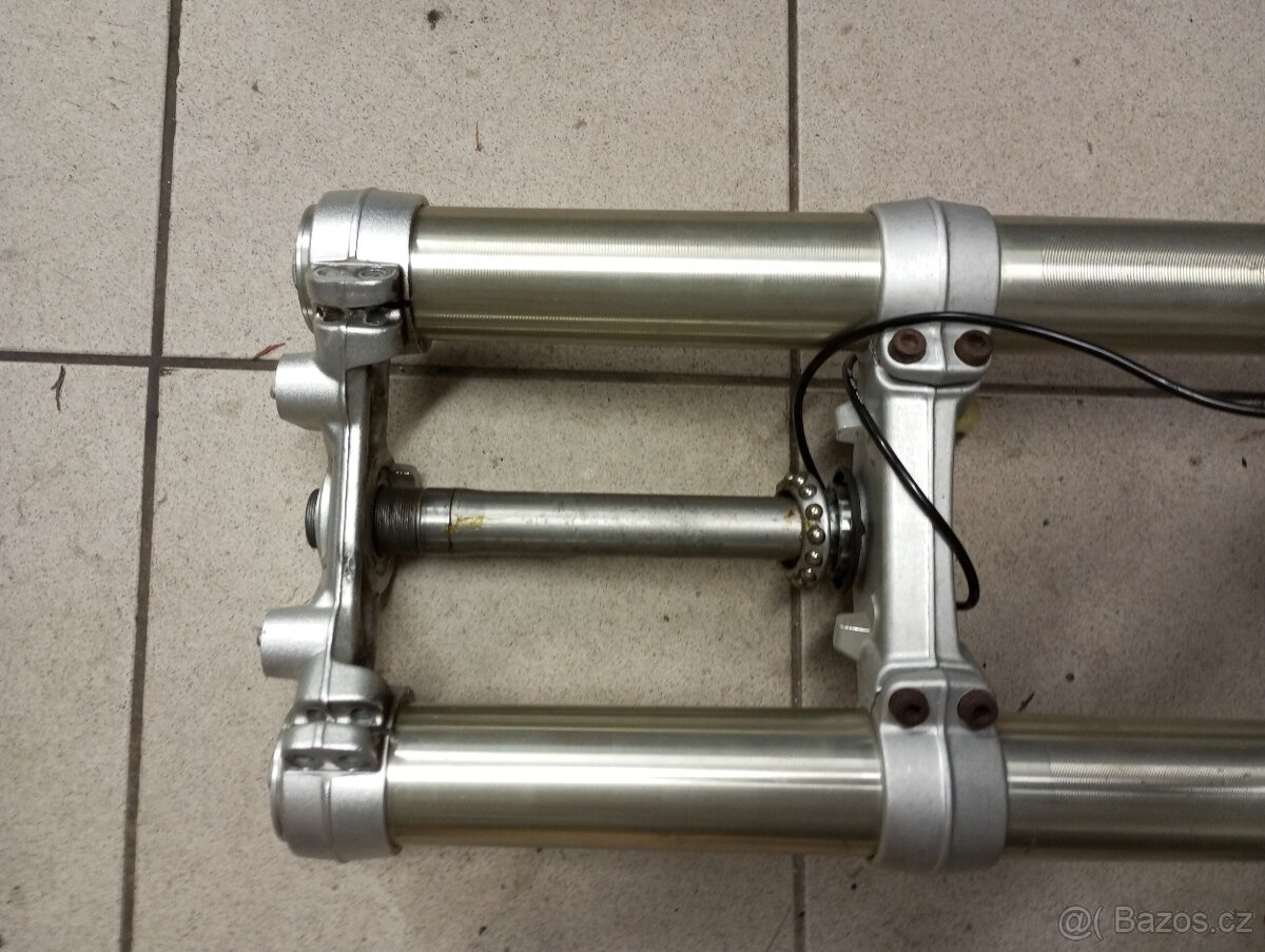 Triumph Tiger 800 XC 2011- - 7