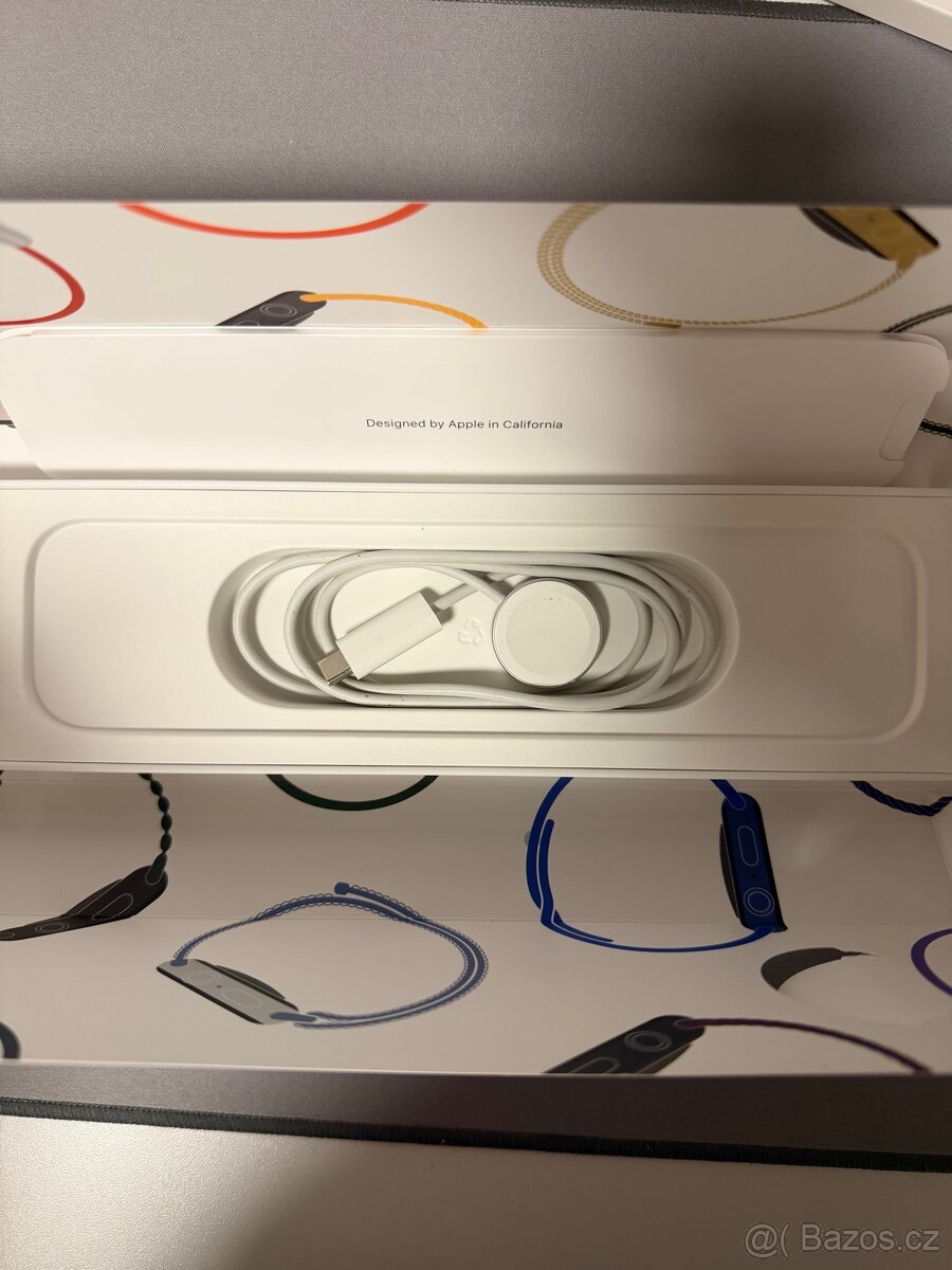 Prodám Apple Watch Series 7 – 45 mm – Stainless Steel - 7