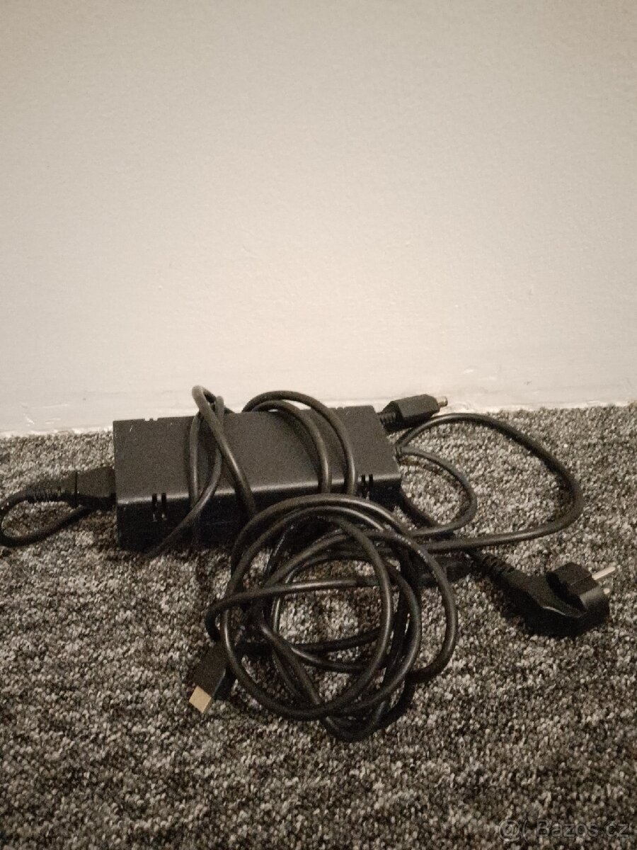 Prodám Xbox 360 S 4GB + hra , vánoční dárek 🎄 - 7