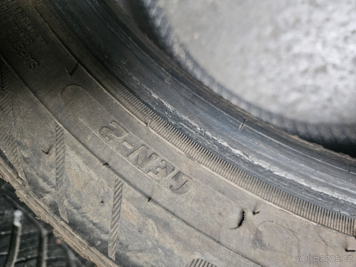 215/50R17 95V XL Vector 4Seasons GOODYEAR - 7