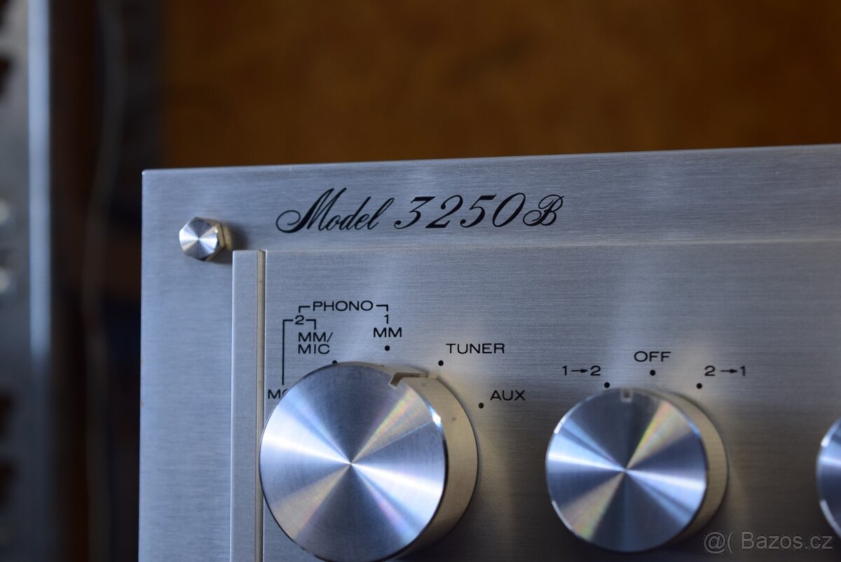 MARANTZ MODEL 3250B VINTAGE STEREO PŘEDZESILOVAČ - 7