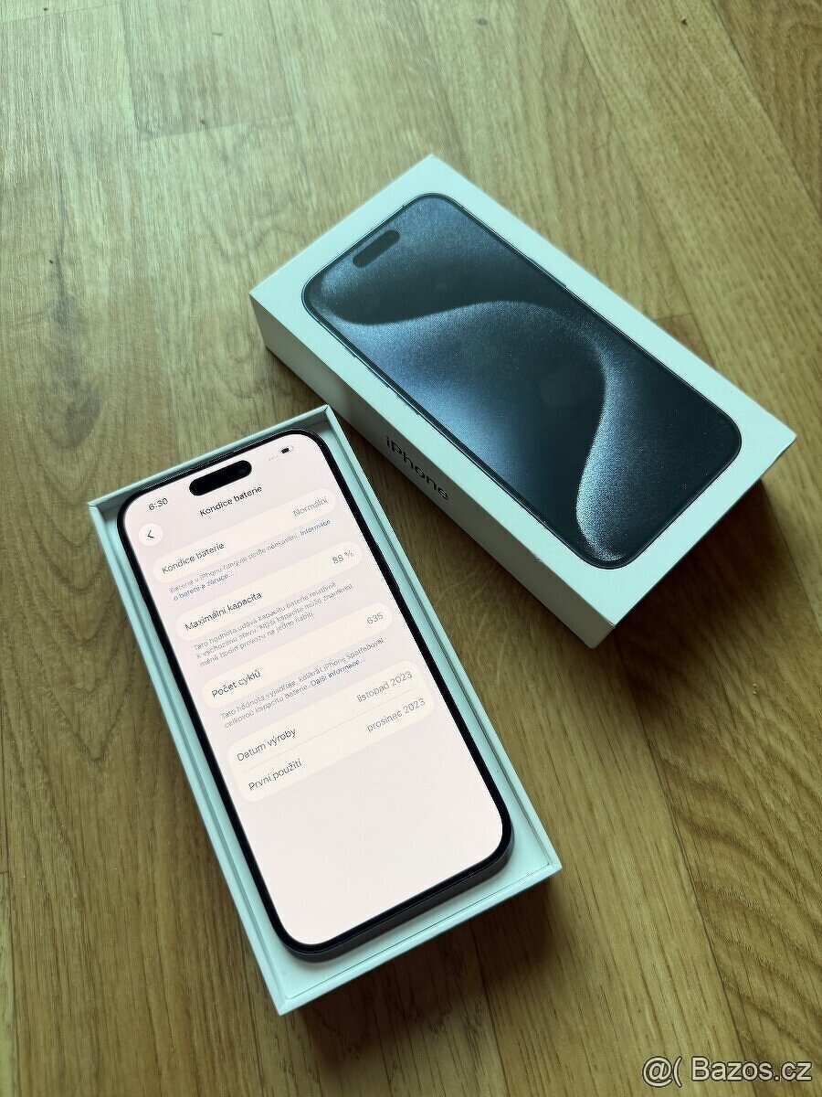 Apple iPhone 15 Pro 128GB modrý - 7