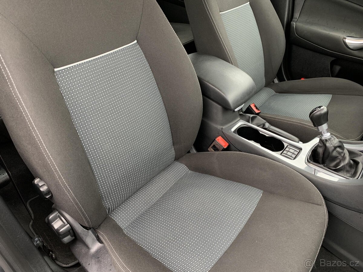 Ford Mondeo 2.0 TDCi , 120 kW nafta, 2012 - 7