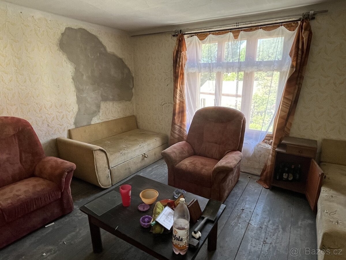 Secesní vila v centru Pacova - 7