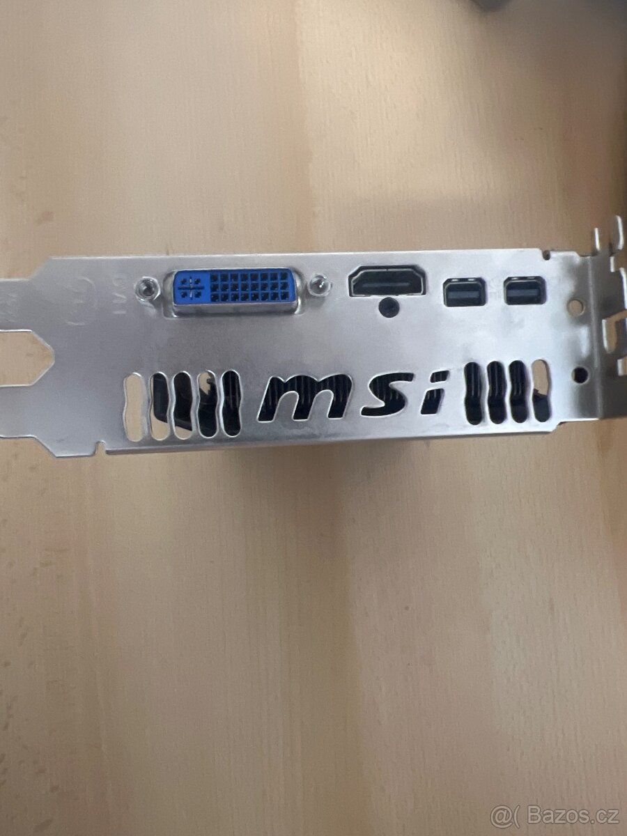 ASUS GTX 960 2GB + MSI HD 7850 1GB - 7