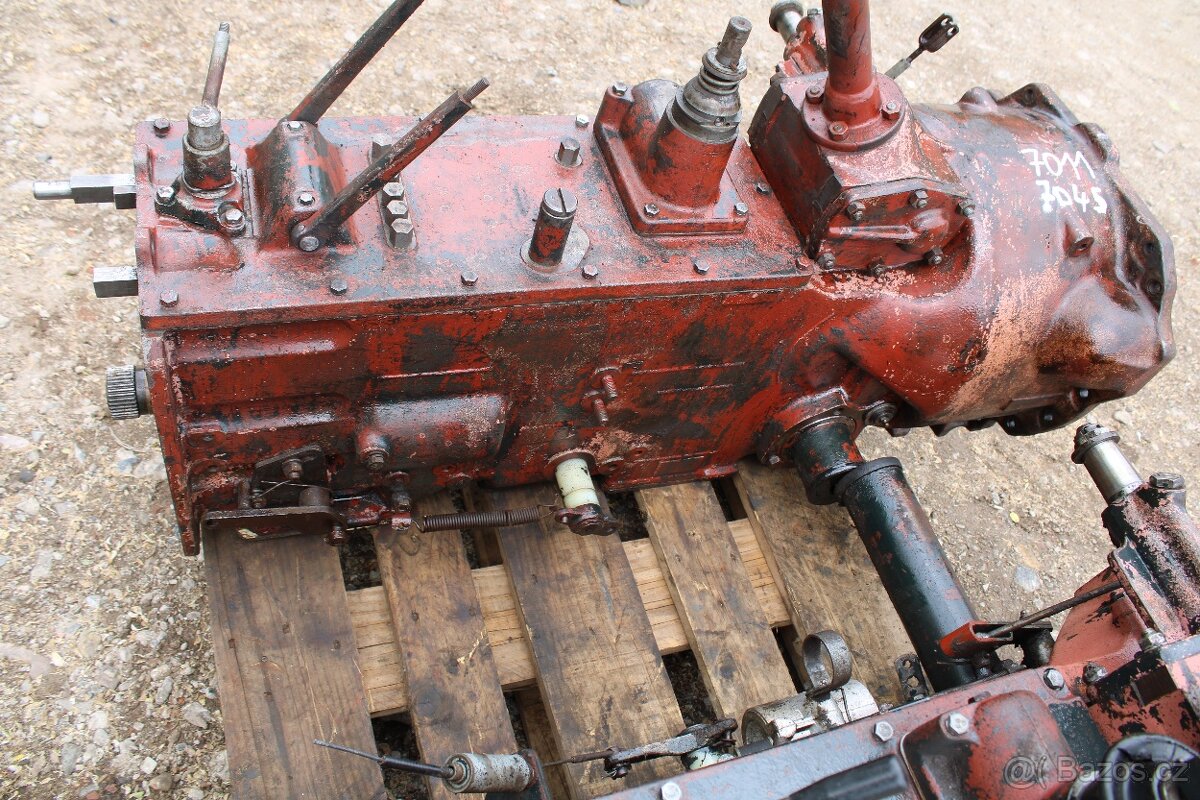 Zetor 7011 7045 převodovka - 7