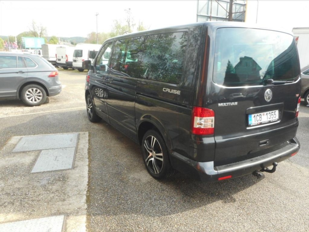 Volkswagen Multivan,2,5 TDi - 7