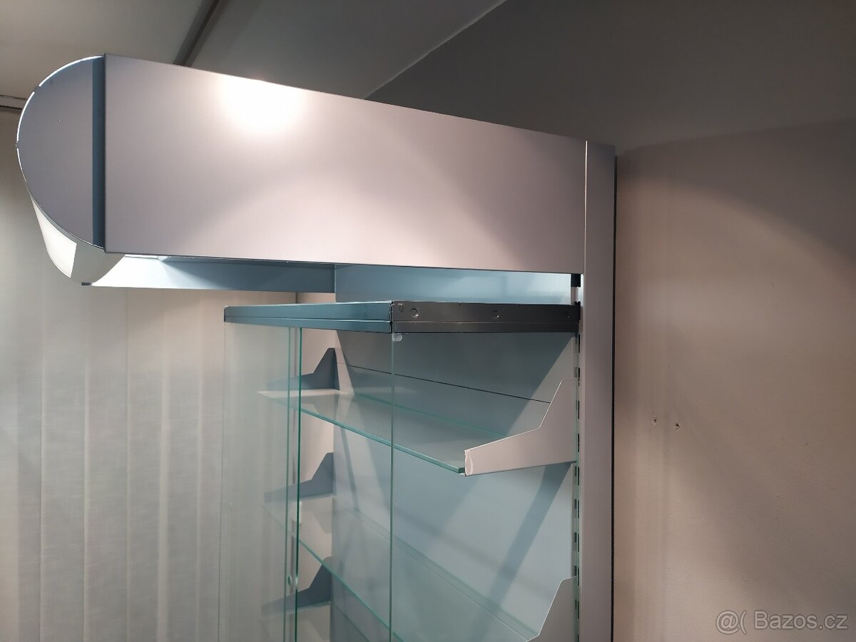 Regál s prosklenou virínou NOVÁ CENA - 7