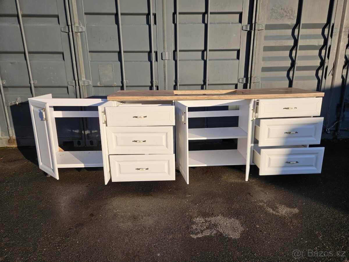 Kuchyňská linka - 7