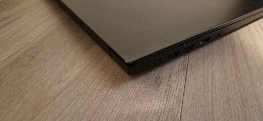 Lenovo Thinkpad E15 G1 I7 10510U - 7