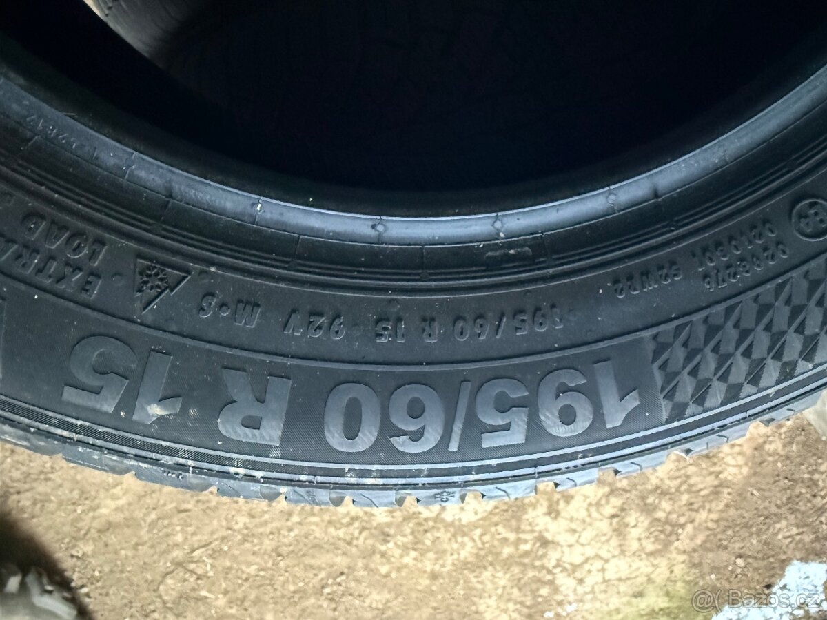 prodám zimní 195/60/15 Semperit a Michelin - 7