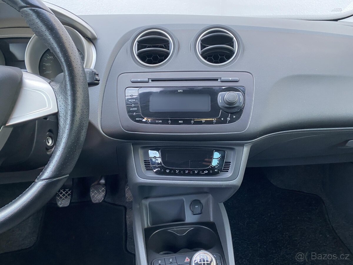 Seat Ibiza 1.4i , 63 kW benzín, 2012 - 7