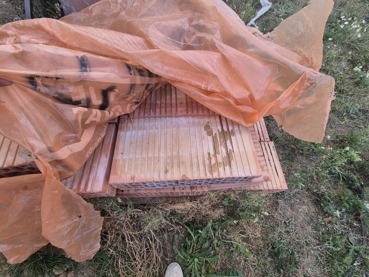 Prodej přebytků ze stavby - 7