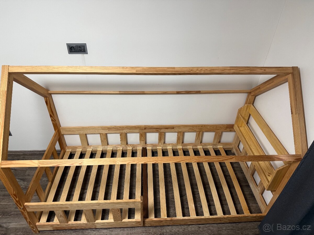 Domečková postel 90x200 s poličkou na knihy - 7