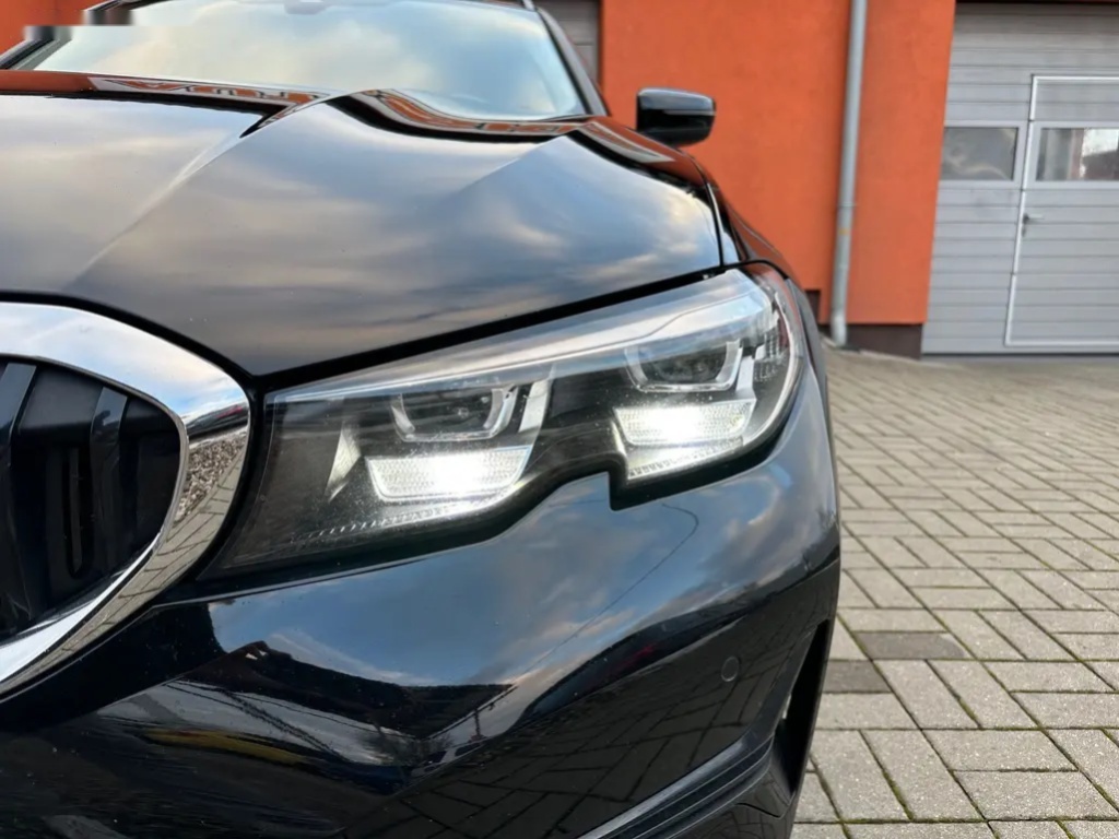 BMW Řada 3, 320D 140KW SPORT,HUD,LED - 7
