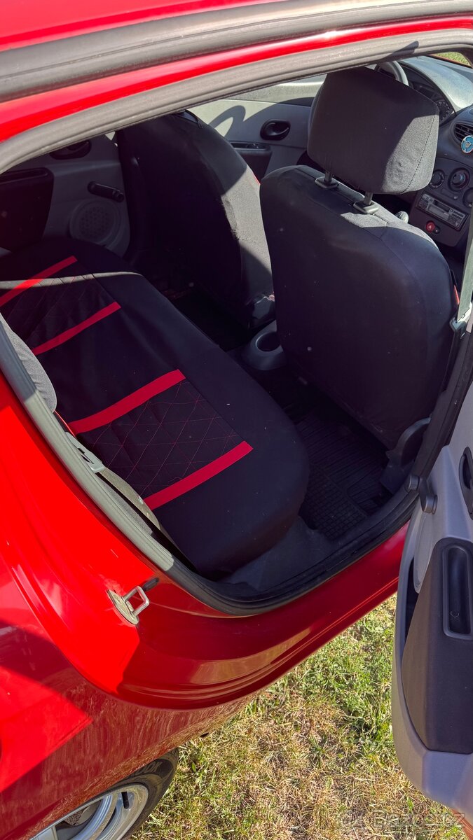 Renault Clio III 1.2 44 kW - 7