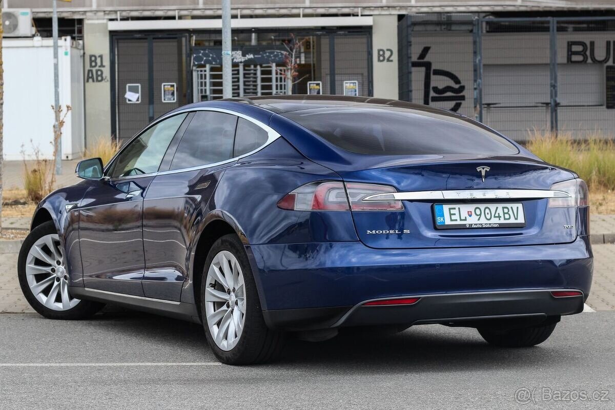 Tesla Model S 70D 4x4, 284kW (2015) - 7