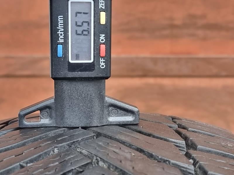 Zimní Michelin 205/55/16 - 7