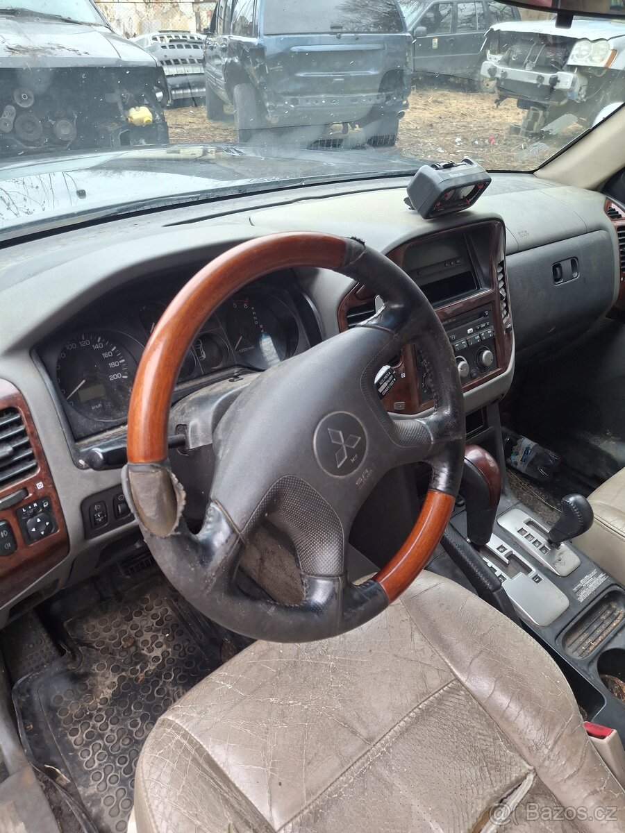 Mitsubishi pajero 3.2idtd na dily - 7