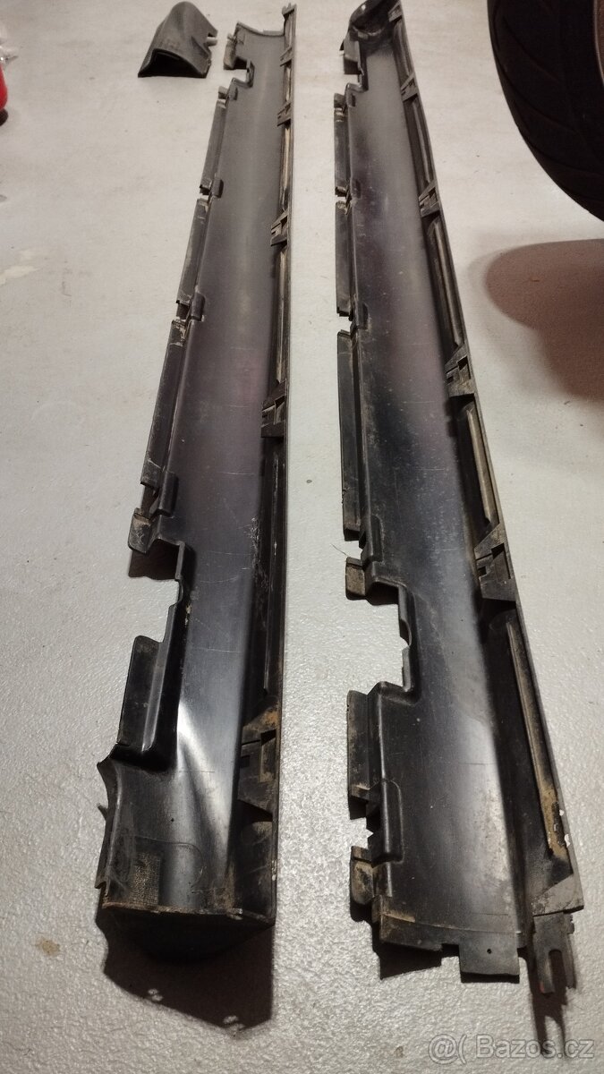 Plastové prahy BMW E30 - 7