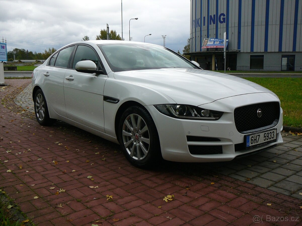 Jaguar XE 2.0D 132kW - 7