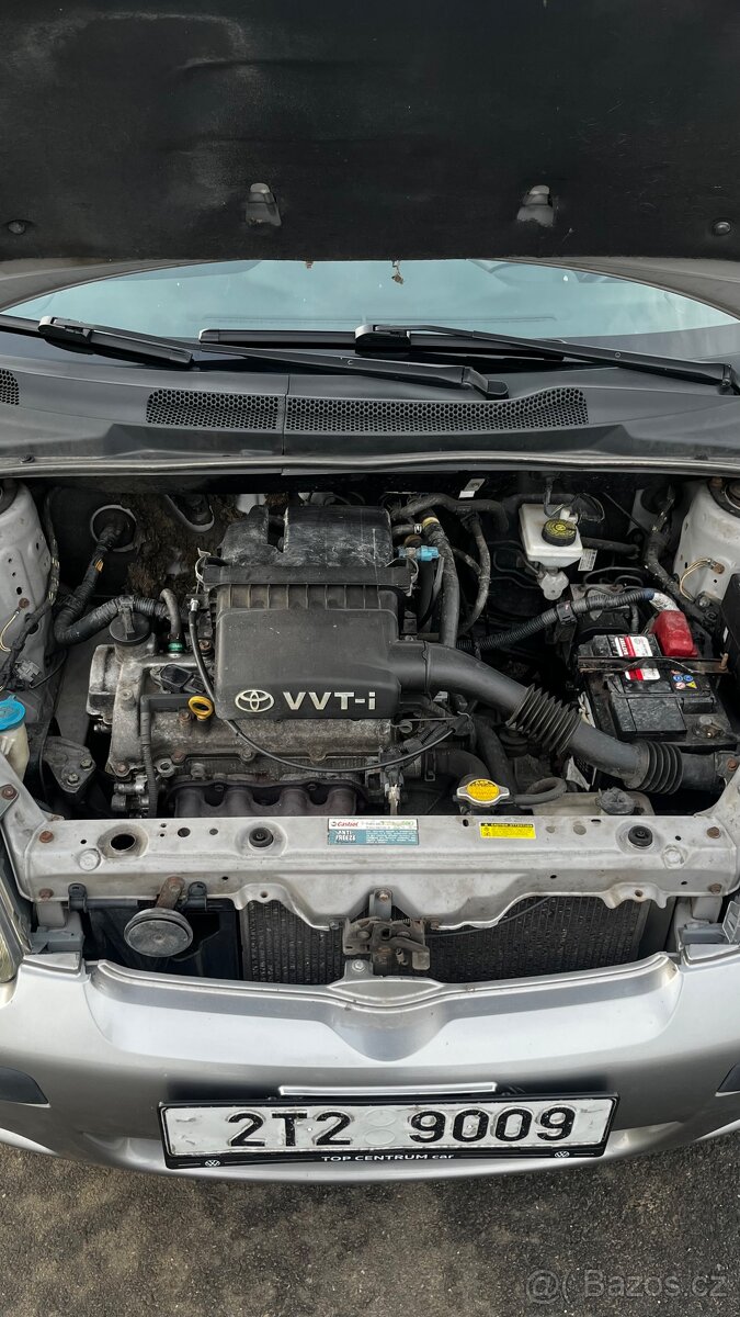 Toyota Yaris 2003 - 7