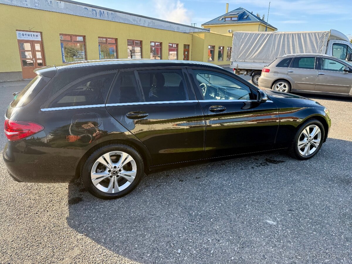 Mercedes-Benz c220 D - 7