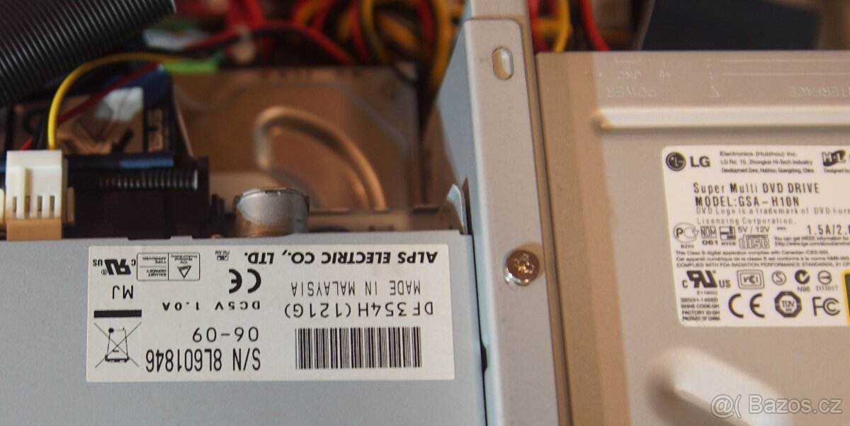 Počítač desktop s Windows 7 - pěkné retro - 7