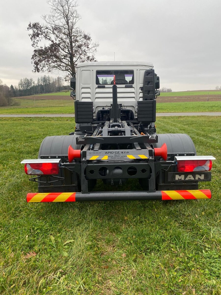 Hákový nosič kontejnerů - 7