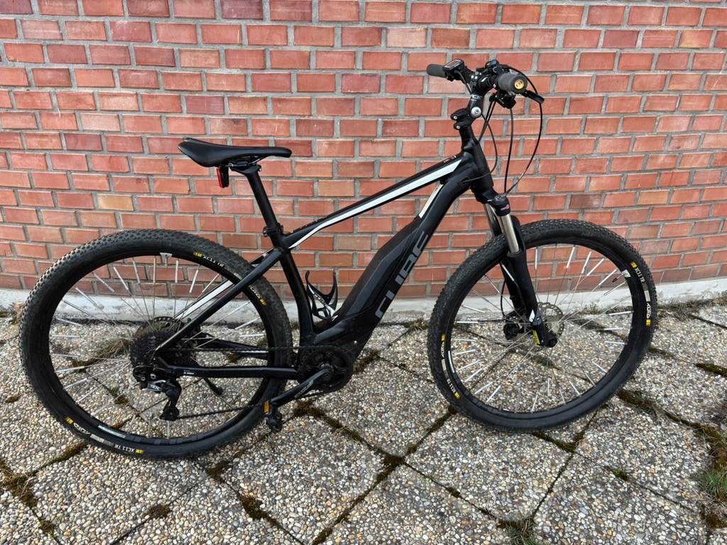 elektrokolo Cube Acid Bosch 400 - 7