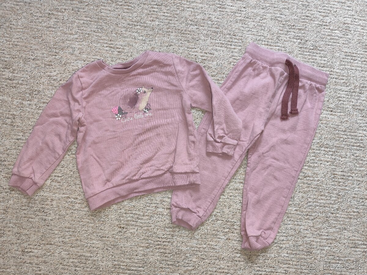 Oblečení dívčí - 7