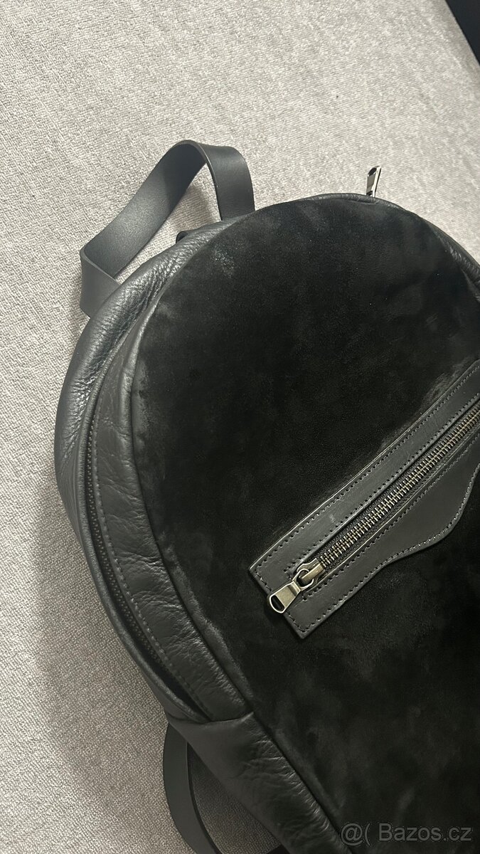 Černý kožený batoh Vespucci - 7