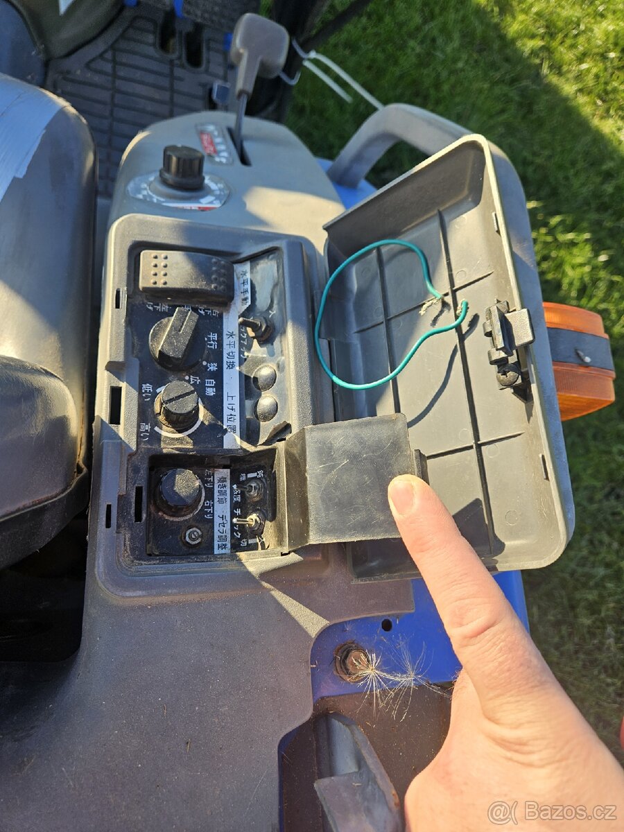 Malotraktor Iseki - 7