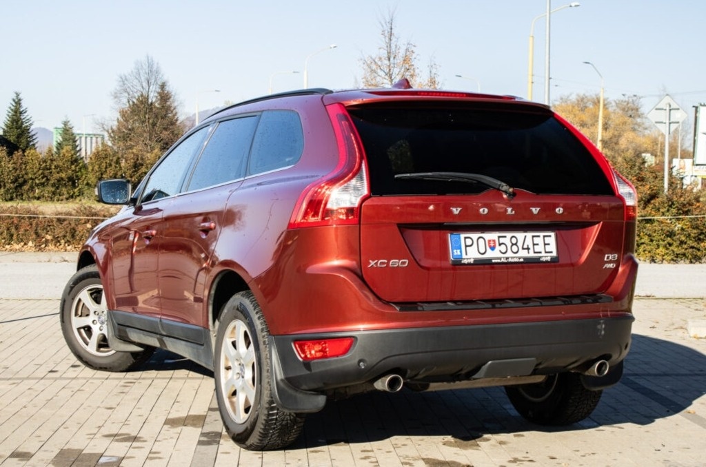 Volvo XC60 2.4D Momentum, 120kW (2011) - 7
