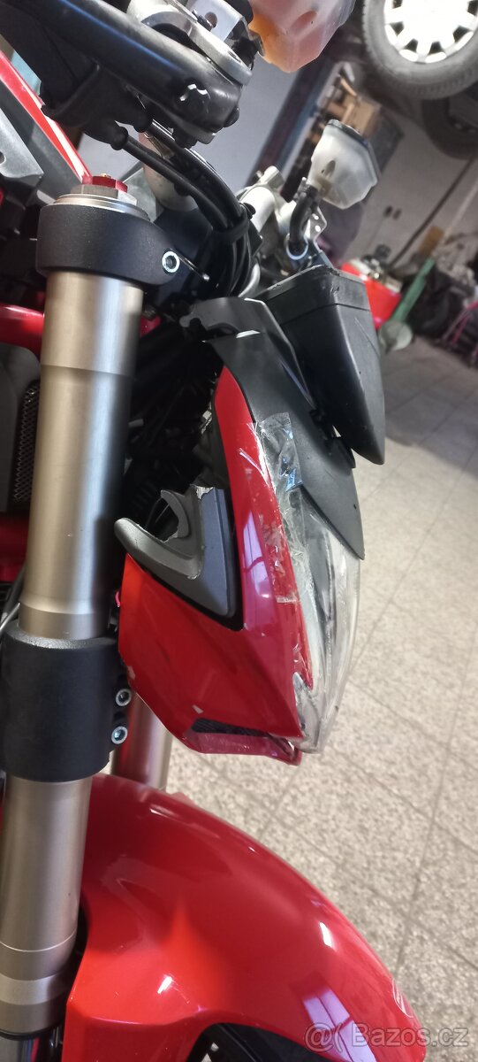 DUCATI STREETFIGHTER 848 HAVAROVANÝ - 7