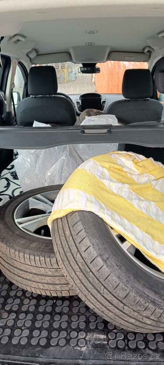 Ford Grand Cmax. 1.6tdci, nízký nájezd, navigace, klima - 7