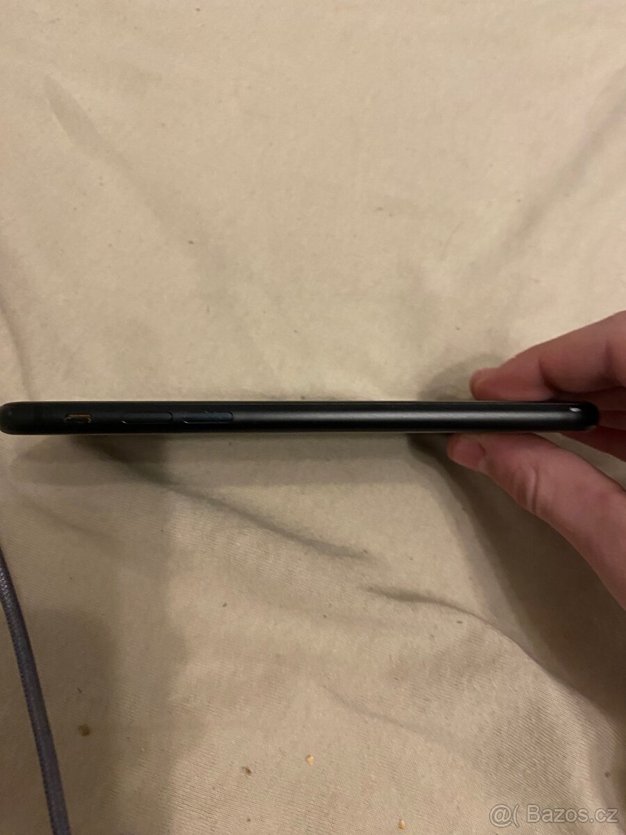 iphone SE (2020) - 7