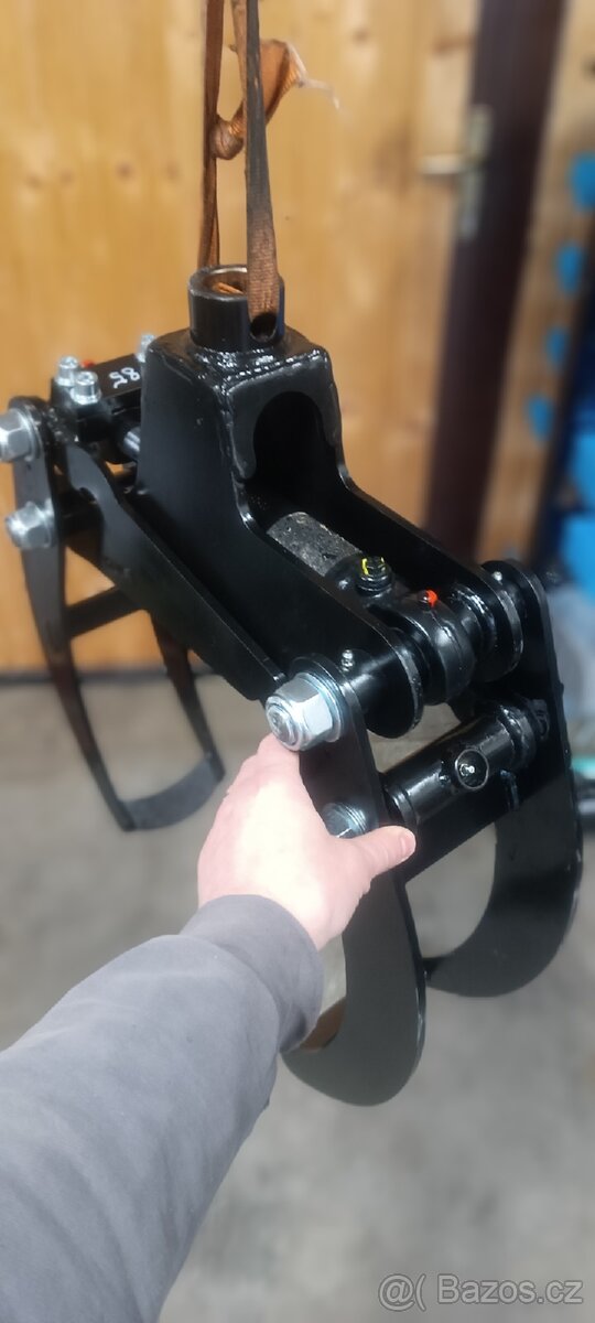Hydraulický drapak - 7