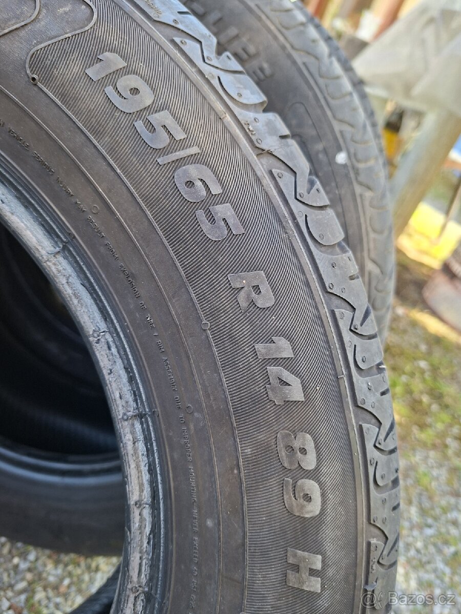 Pneu 195/65R14 - 7