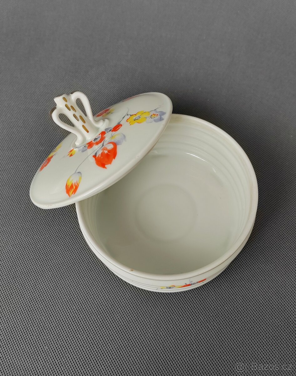 Okouzlující porcelánová bonboniéra/cukřenka Hertel Jacob1930 - 7