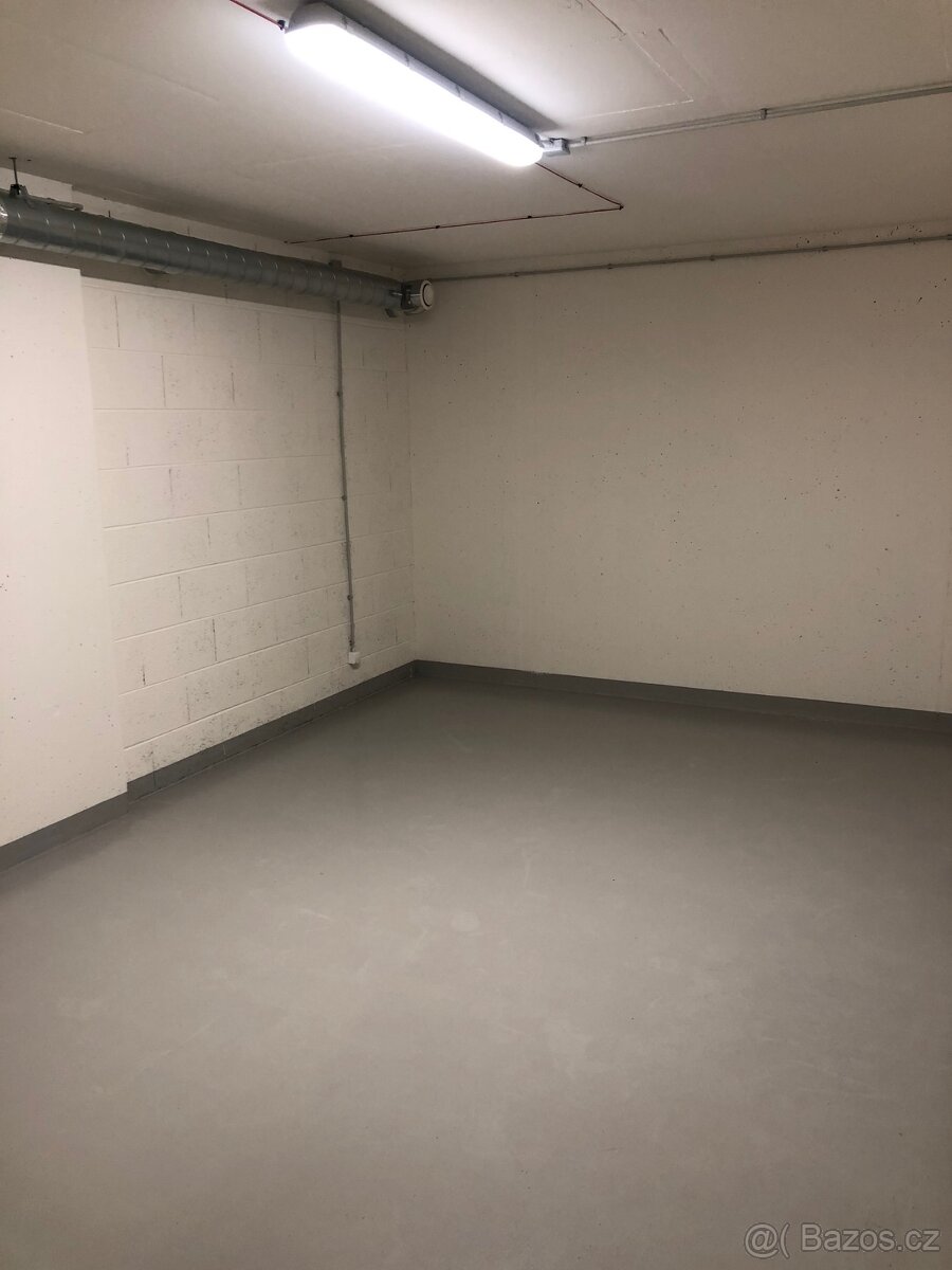 Flexibilní pronájem skladu/Storage rental Praha 7 Holešovice - 7