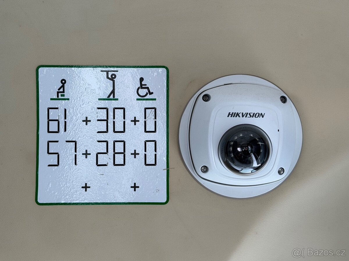 2x identický Irisbus Crossway 62míst - 7