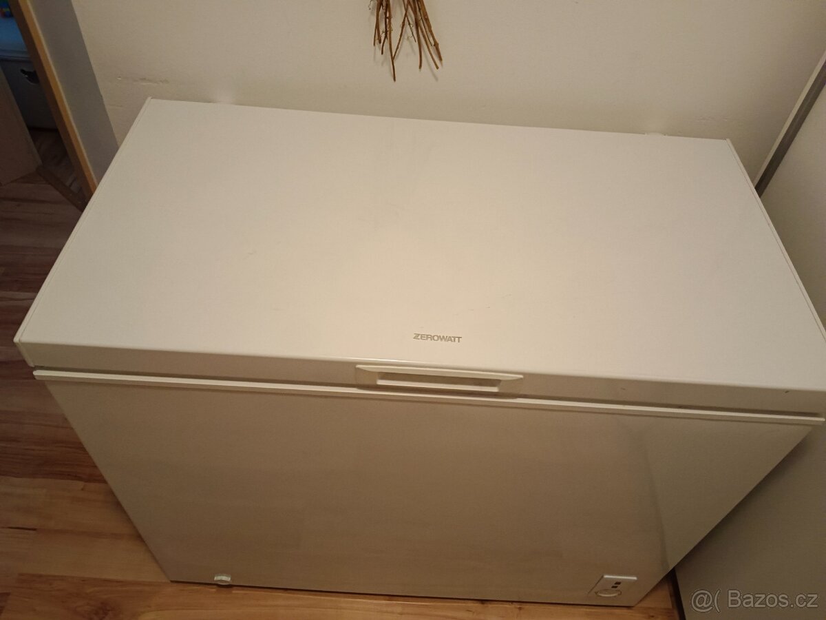 Pultový mrazák 197L - 7