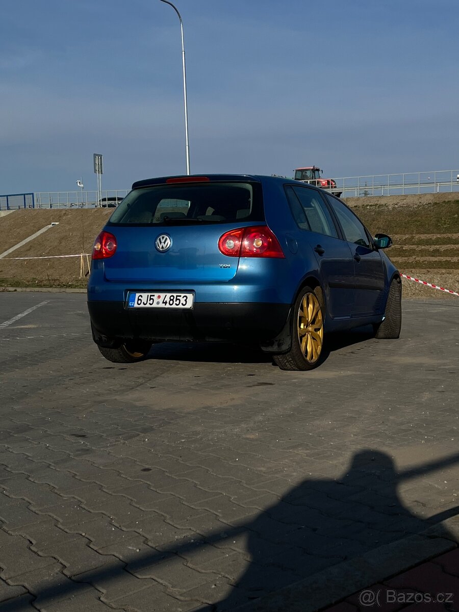 Volkswagen Golf - 7