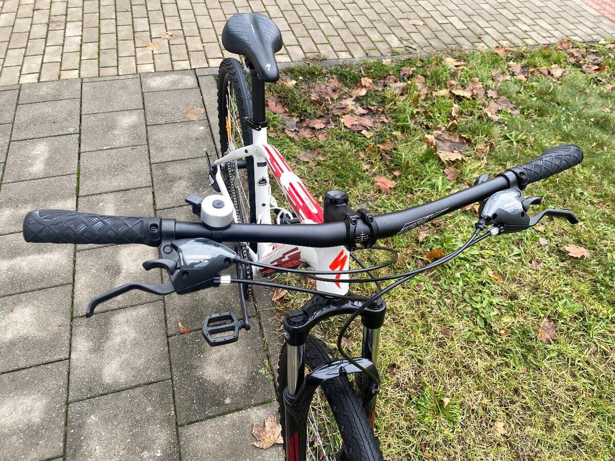 27.5" horské kolo Specialized Pitch rám M 17.5" - 7