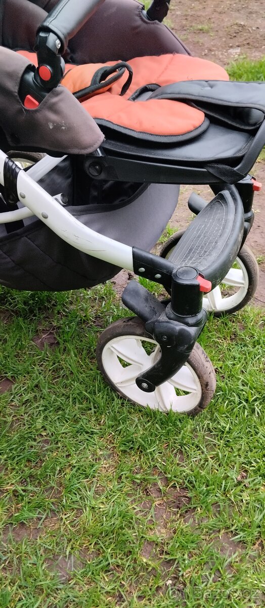 Sportovní kočárek HAPU - 7