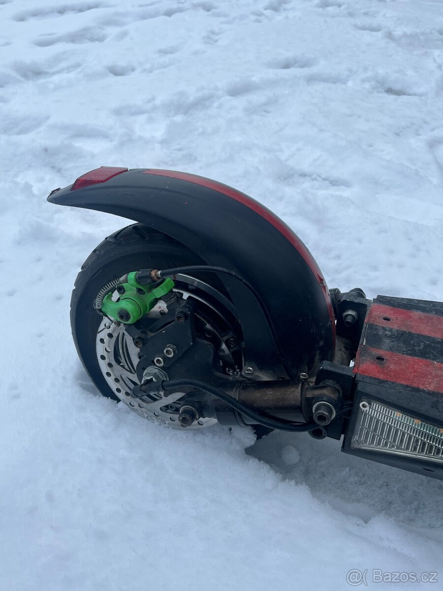 Prodám elektro koloběžku EcoWheel - 7