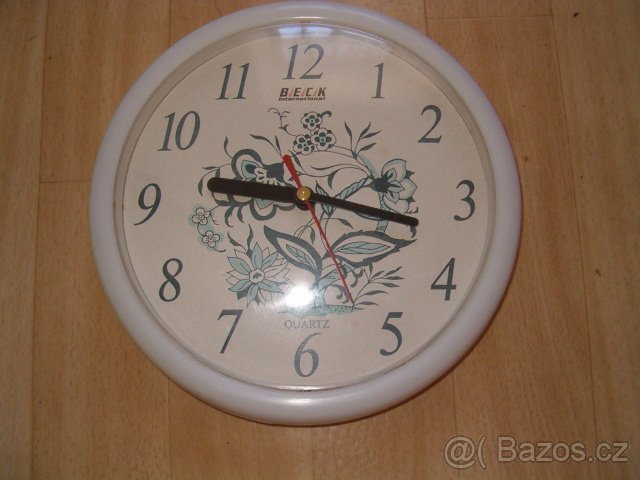 Starší hodiny, hodinky, budíky PRIM - 7